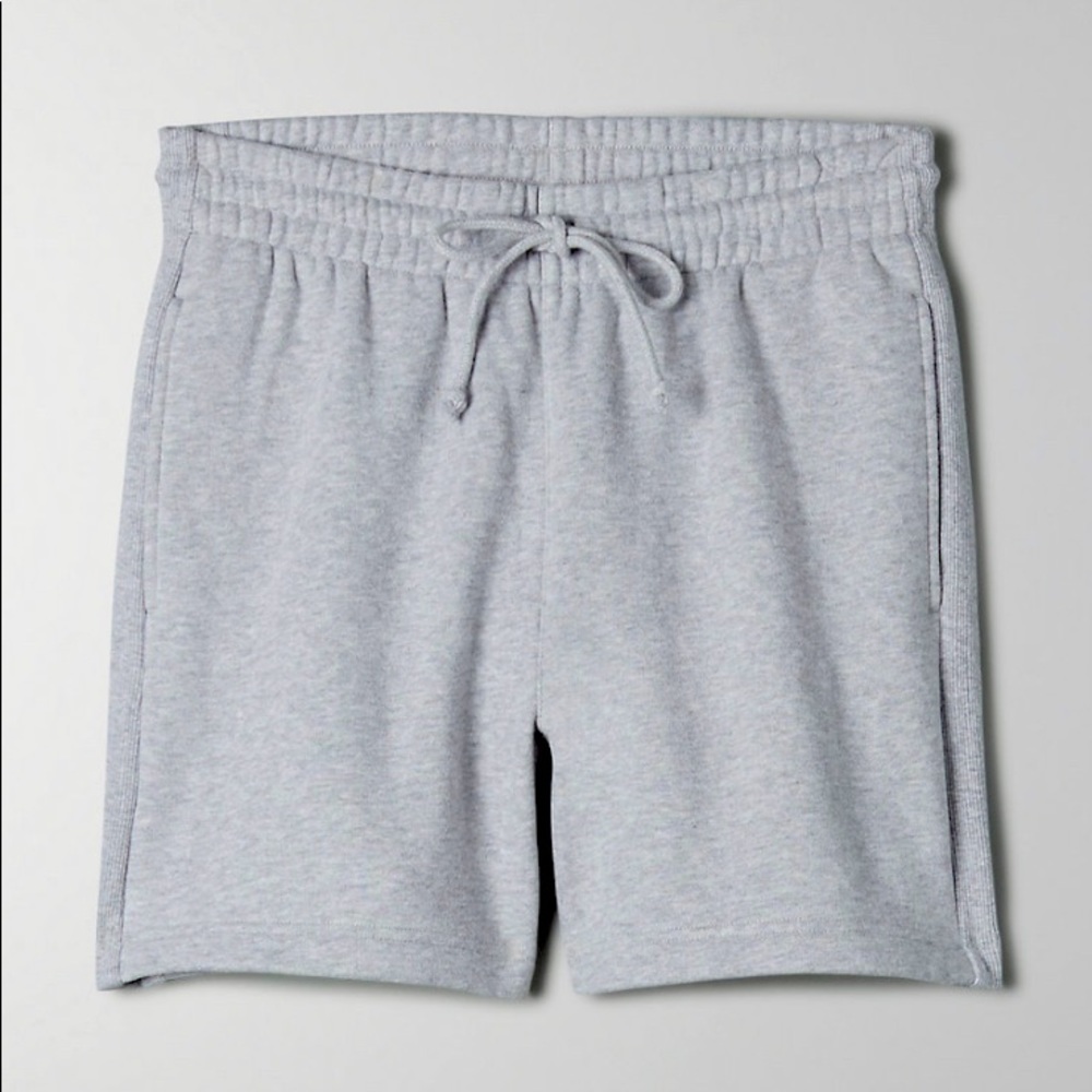 Tna COZY FLEECE BOYFRIEND 5” SWEATSHORT